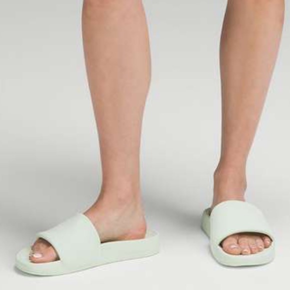 Lululemon Restfeel Slide Kohlrabi Green - Picture 15 of 15